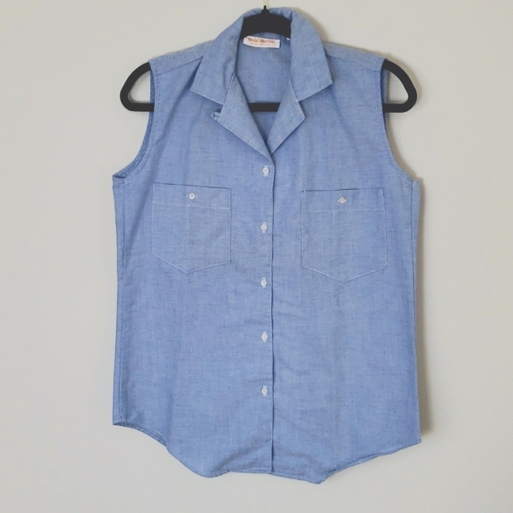 Brooks Brothers Ladies Sleeveless Button Down Top Size S